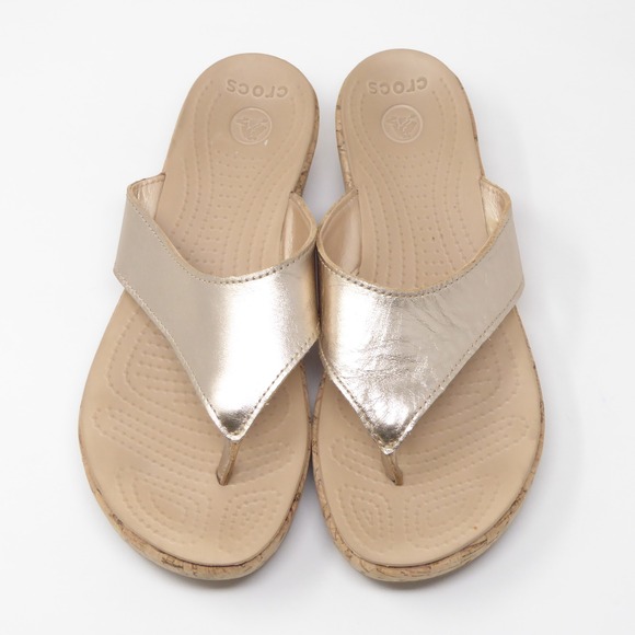 Crocs A-Leigh Womens Sandals Gold Metallic Leather Cork Wedge Flip Flops 9 - Picture 3 of 8